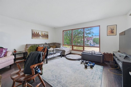203 42 Avenue Sw, Calgary, AB 