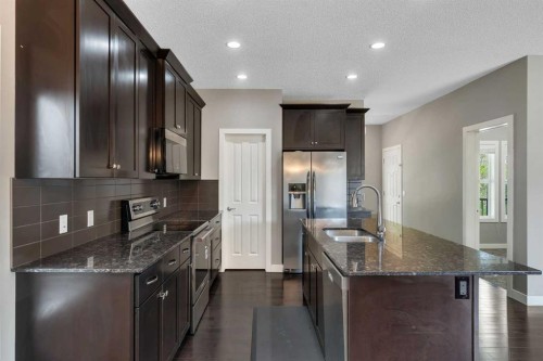 240 Elgin Meadows Way Se, Calgary, AB 