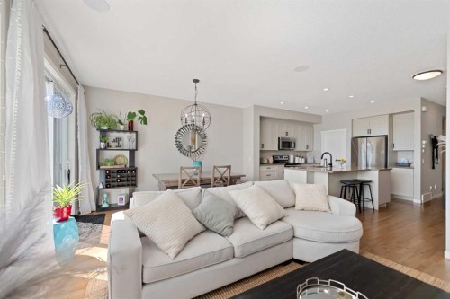 124 Masters Crescent Se, Calgary, AB 