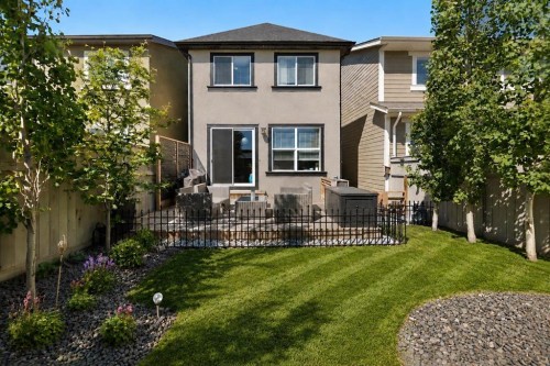 124 Masters Crescent Se, Calgary, AB 