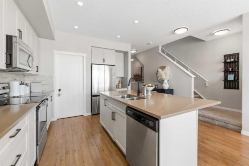124 Masters Crescent Se, Calgary, AB 