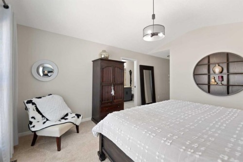 124 Masters Crescent Se, Calgary, AB 