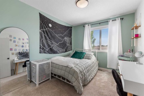 124 Masters Crescent Se, Calgary, AB 