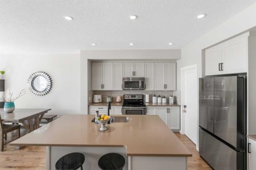 124 Masters Crescent Se, Calgary, AB 