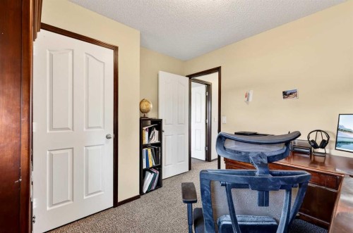 490 New Brighton Drive Se, Calgary, AB 