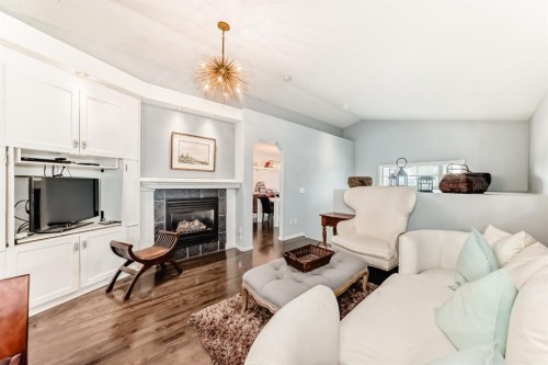 307 Mt Lorette Place Se, Calgary, AB 