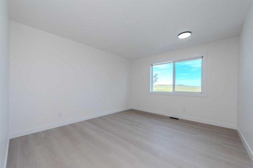 93 Coral Reef Crescent Ne, Calgary, AB 