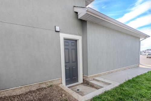 93 Coral Reef Crescent Ne, Calgary, AB 