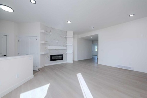 93 Coral Reef Crescent Ne, Calgary, AB 