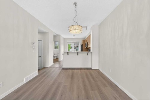 4 Walden Walk Se, Calgary, AB 