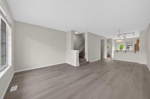 4 Walden Walk Se, Calgary, AB 