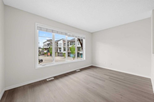 4 Walden Walk Se, Calgary, AB 