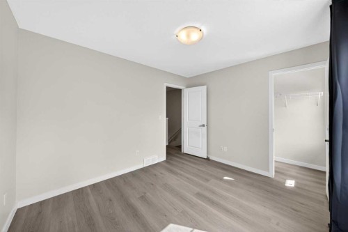 4 Walden Walk Se, Calgary, AB 