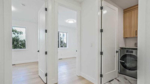 8926 34 Avenue, Calgary, AB 