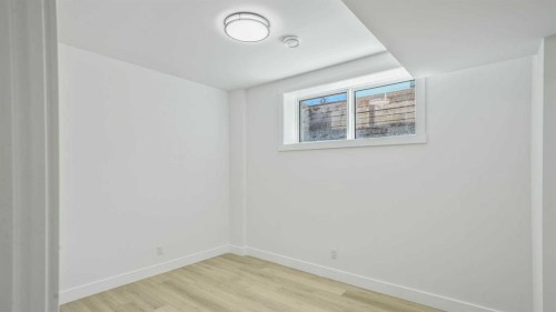8926 34 Avenue, Calgary, AB 