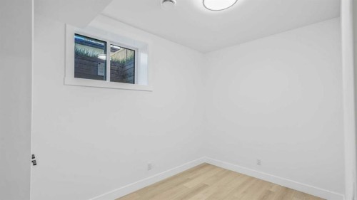 8926 34 Avenue, Calgary, AB 