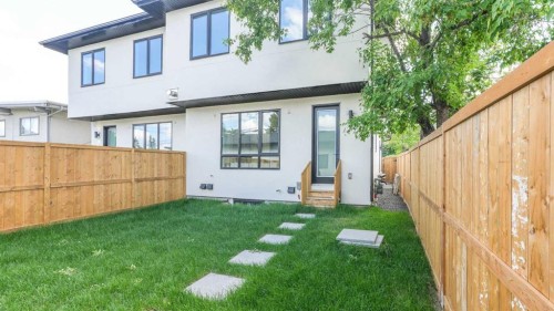 8926 34 Avenue, Calgary, AB 