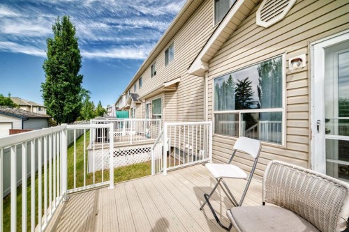 325 Mt Douglas Manor Se, Calgary, AB 