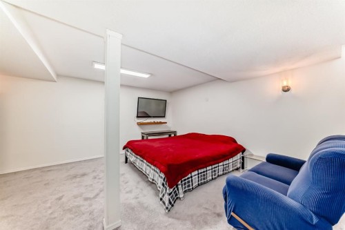 325 Mt Douglas Manor Se, Calgary, AB 