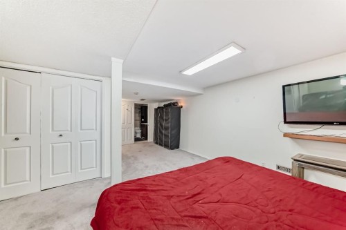 325 Mt Douglas Manor Se, Calgary, AB 