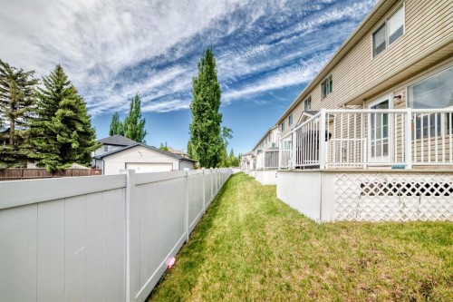 325 Mt Douglas Manor Se, Calgary, AB 