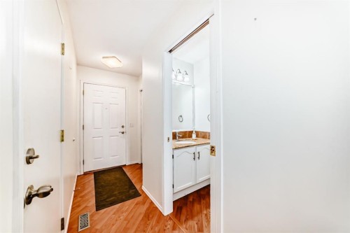 325 Mt Douglas Manor Se, Calgary, AB 