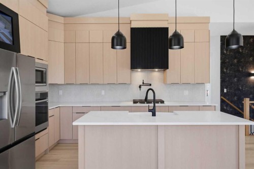 27 Glacier Drive Sw, Calgary, AB 
