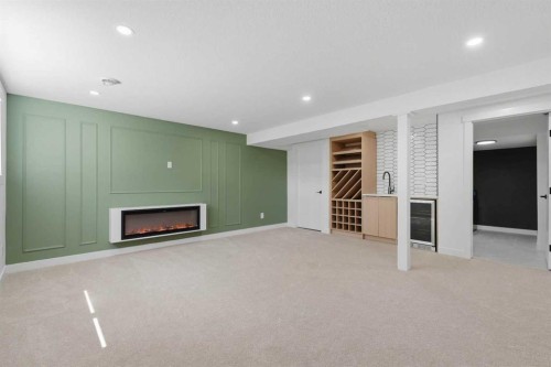 27 Glacier Drive Sw, Calgary, AB 