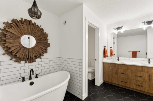 36 Rowley Rise Nw, Calgary, AB 