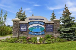 205-345 Rocky Vista Park NW Calgary, AB T3G 5K6