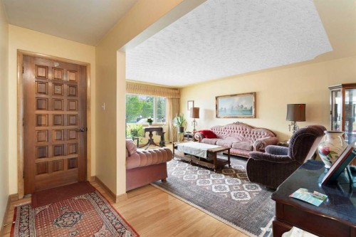 3019 37 Street Sw, Calgary, AB 