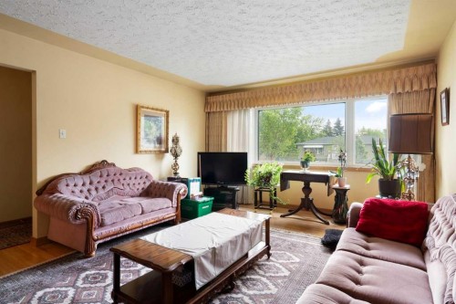 3019 37 Street Sw, Calgary, AB 