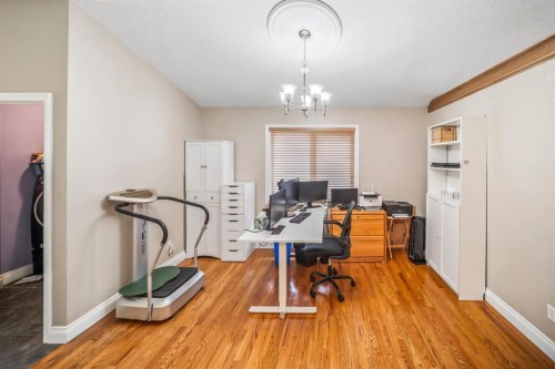180 Hidden Vale Close Nw, Calgary, AB 