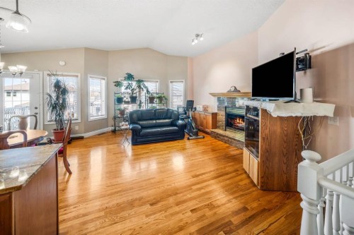 180 Hidden Vale Close Nw, Calgary, AB 