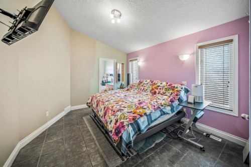 180 Hidden Vale Close Nw, Calgary, AB 