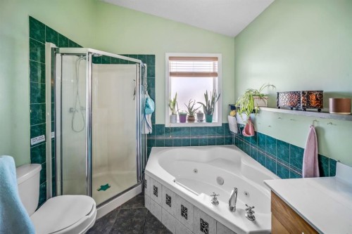 180 Hidden Vale Close Nw, Calgary, AB 