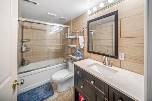 180 Hidden Vale Close Nw, Calgary, AB 