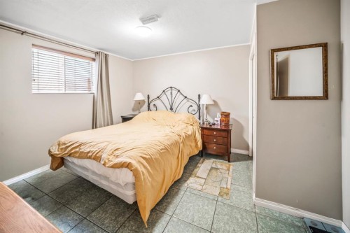 180 Hidden Vale Close Nw, Calgary, AB 