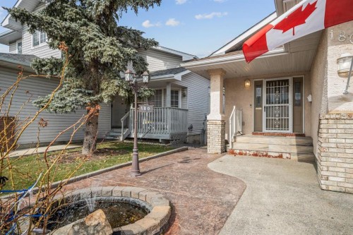180 Hidden Vale Close Nw, Calgary, AB 