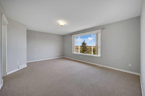 8 Valley Creek Crescent Nw, Calgary, AB - Indoor Photo Showing Other Room