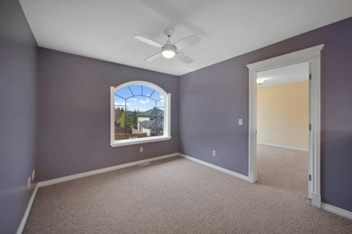 8 Valley Creek Crescent Nw, Calgary, AB - Indoor Photo Showing Other Room