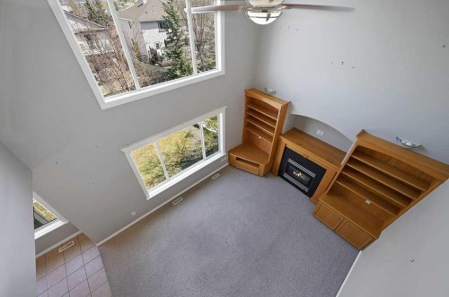 8 Valley Creek Crescent Nw, Calgary, AB - Indoor Photo Showing Other Room