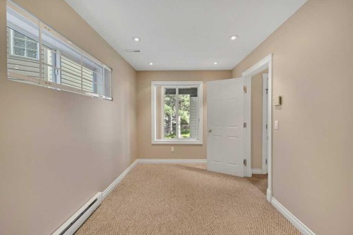 8 Valley Creek Crescent Nw, Calgary, AB - Indoor Photo Showing Other Room
