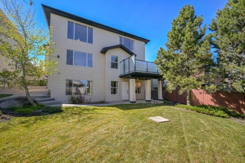 8 Valley Creek Crescent Nw, Calgary, AB - Outdoor