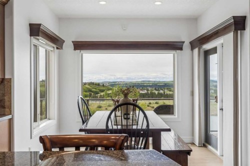 31 Sunset Point, Cochrane, AB 