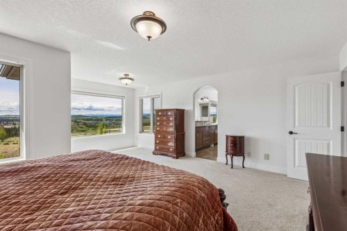 31 Sunset Point, Cochrane, AB 