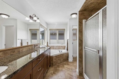 31 Sunset Point, Cochrane, AB 
