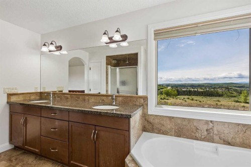 31 Sunset Point, Cochrane, AB 