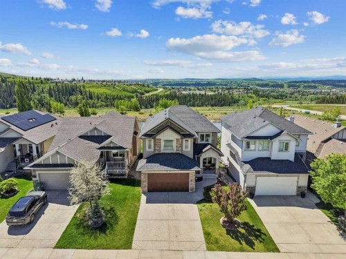 31 Sunset Point, Cochrane, AB 