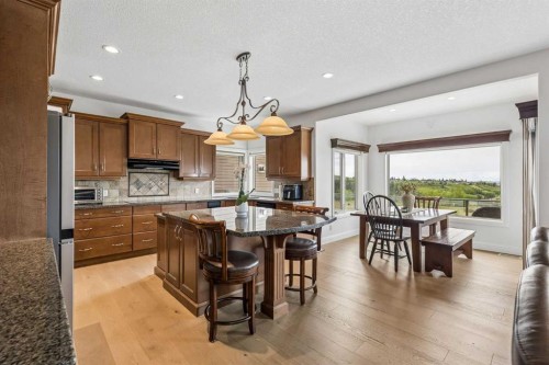 31 Sunset Point, Cochrane, AB 
